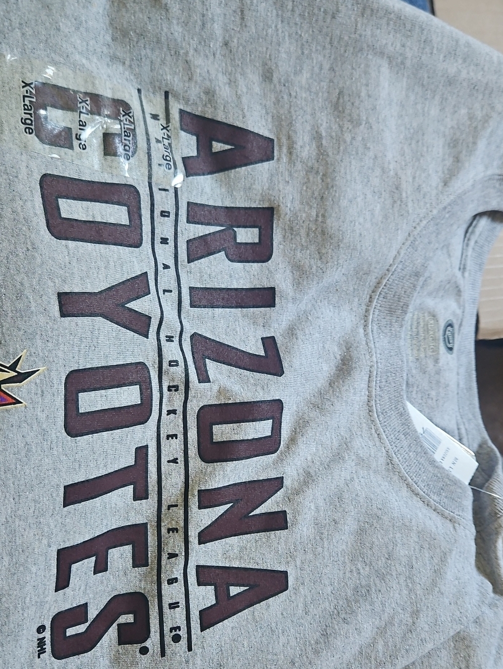NWT NHL Arizona Coyotes Heather Gray XL Long Sleeve Tshirt
